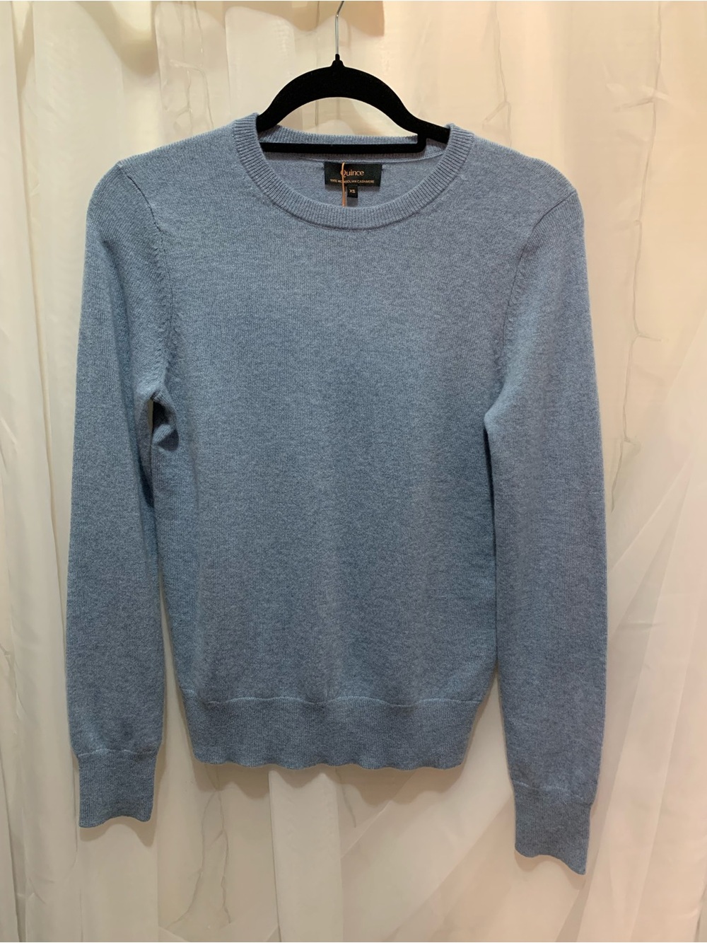 Quince Lightweight Cotton Cashmere Crew Sweater - Picture 3 of 7